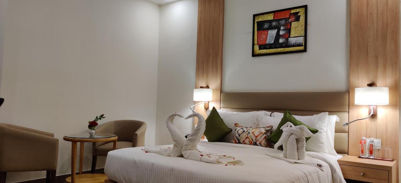 Elora Lords Eco Inn , Lucknow Esterno foto